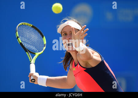 Gran Bretagna Johanna Konta in azione contro la Slovacchia La Magdalena RYBARIKOVA durante il giorno sei del AEGON Aprire Nottingham a Nottingham Centro Tennis. Foto Stock