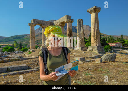 Turisti in Corinto antico Foto Stock