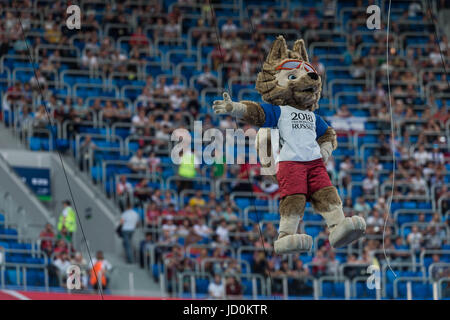 San Pietroburgo. 17 Giugno, 2017. Foto scattata a giugno 17, 2017 mostra la cerimonia di apertura della FIFA Confederations Cup 2017 a San Pietroburgo, Russia. Credito: Evgeny Sinitsyn/Xinhua/Alamy Live News Foto Stock