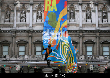 Londra REGNO UNITO 18 giugno 2017 la Royal Academy of arts mostra estiva è aperto@Paolo Quezada-Neiman/Alamy Live News Foto Stock