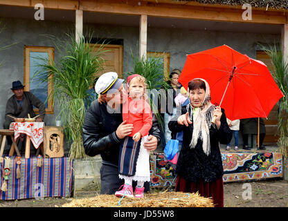 VISINA,Tulcea, Romania-GIUGNO 17,2017.'Serbare Campeneasca ',evento ospitato da souvenir di Dobrogea ,celebrazione la multietnica spirito di comunità Foto Stock