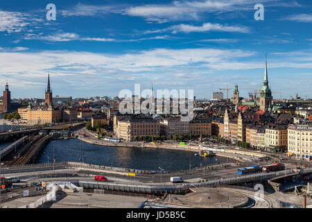 Stoccolma, Svezia - SETTEMBRE, 16, 2016: Cityscape immagine durante il giorno con la luce del sole. Città vecchia vista panoramica. Foto Stock