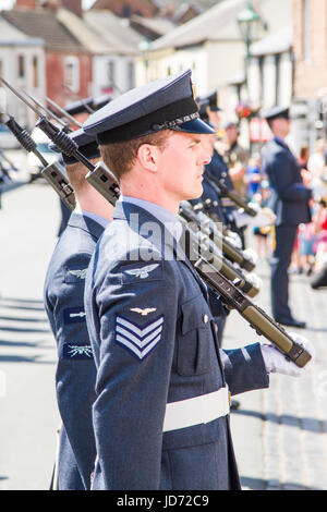 Brampton, UK. Il 18 giugno, 2017. RAF Spadeadam ha ricevuto la libertà di Brampton Giu 18 2017. Credito: Andrew Cheal/Alamy Live News Foto Stock