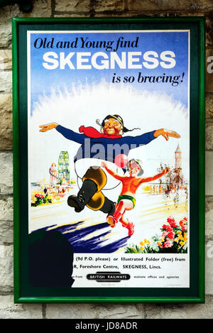 Vecchio stile anni cinquanta British Railways poster per Skegness in Swanage Steam Railway Foto Stock