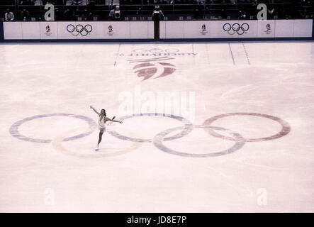 Nancy Kerrigan (USA), medaglia di bronzo sui concorrenti a i 1992 Giochi Olimpici Invernali Foto Stock