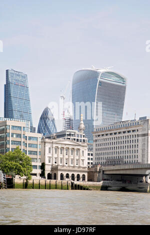 20 Fenchurch Street vista dal fiume Thames, London, Regno Unito Inghilterra Foto Stock