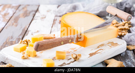 Delizioso formaggio Gouda Foto Stock