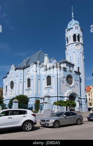 Santa Elisabetta chiesa, chiamato anche Chiesa blu a Bratislava Foto Stock