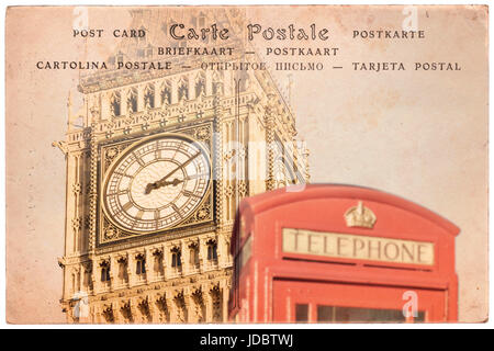 Big Ben e un rosso italian Phone Booth a Londra, Regno Unito, collage su seppia vintage sfondo cartolina, la parola "cartolina" scritto in diverse lingue Foto Stock