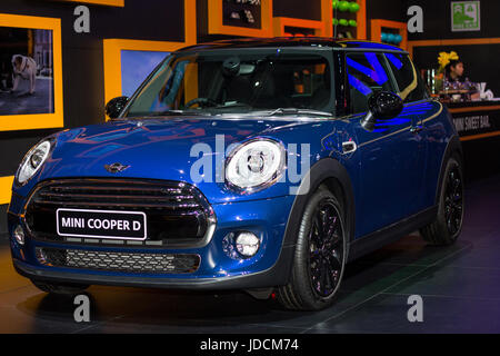 Bangkok, Tailandia - 28 Marzo 2014: Mini Cooper nuovo modello presentato a Bangkok Motor Show 2014 Foto Stock