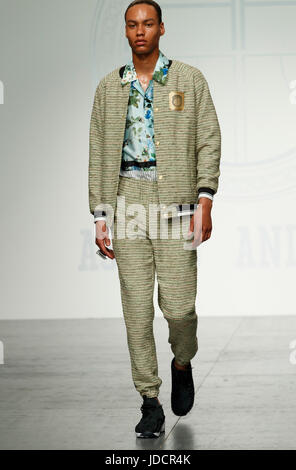 Astrid Andersen London Collezione Mens Giugno 2017 Foto Stock