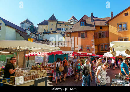 Mercati di Annecy, Annecy, Francia Foto Stock