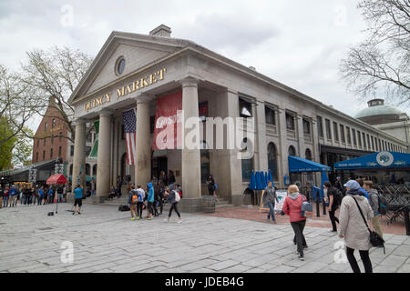 Quincy Market Faneuil Hall Marketplace Downtown Boston STATI UNITI D'AMERICA Foto Stock