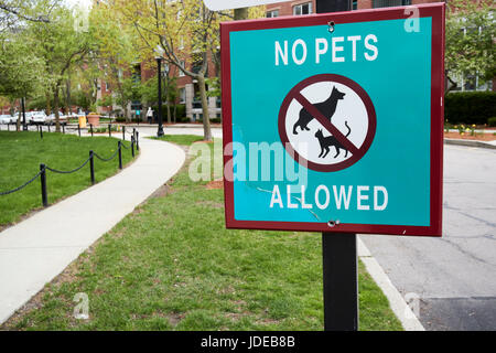 Avvertenza n. Animali domestici ammessi complesso di abitazioni Boston STATI UNITI D'AMERICA Foto Stock