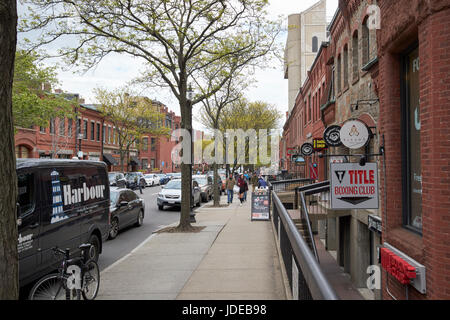 Newbury Street shopping street Back Bay di Boston - USA Foto Stock