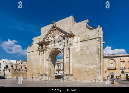 Porta Napoli a Lecce 1 Stock Photo Porta Napoli a Lecce Foto Stock