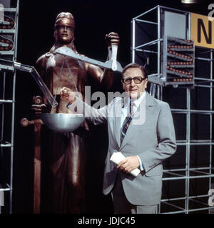 Wie würden Sie entscheiden ? Gerichtssendung, Deutschland 1976, moderatore: Gerd Jauch Foto Stock