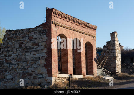 Rovine della banca nella vecchia città mineraria di Belmont, Nevada. Foto Stock