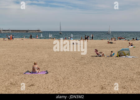 Spiaggia di Hondarribia (Fuenterrabia) Guipuzcoa, Paesi Baschi, l'Europa. Foto Stock