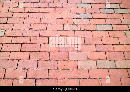 Tradizionale in rosso mattone marciapiede marciapiede nel quartiere del centro storico di Boston - USA Foto Stock