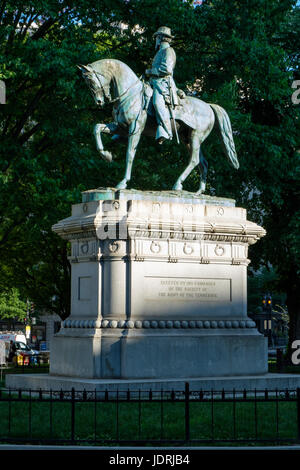 Il Maggiore Generale James B. McPherson statua equestre, McPherson Square, Washington DC Foto Stock