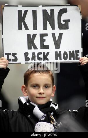 Giovani KEVEN KEEGAN FAN NEWCASTLE V BOLTON St James Park Newcastle Inghilterra 19 Gennaio 2008 Foto Stock