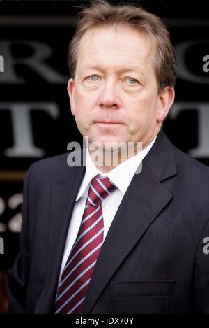 ALAN CURBISHLEY West Ham United FC MANAGER Craven Cottage Londra Inghilterra 23 Febbraio 2008 Foto Stock