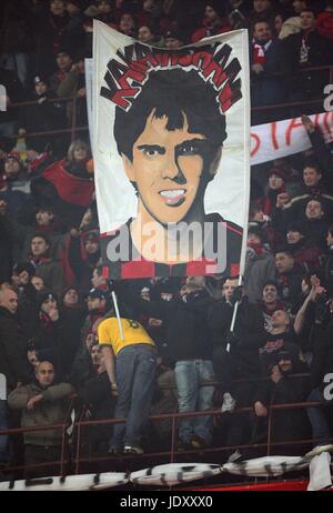 KAKA BANNER AC Milano tifosi a SAN SIRO SAN SIRO MILANO ITALIA 17 Gennaio 2009 Foto Stock