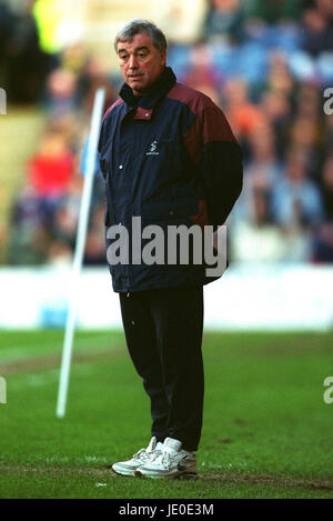 STAN TERNENT BURNLEY FC MANAGER 19 Febbraio 2000 Foto Stock