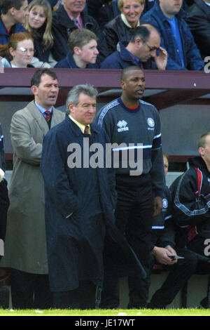 B ROBSON T VENABLES V ANDERSON MIDDLESBROUGH FC 05 Maggio 2001 Foto Stock