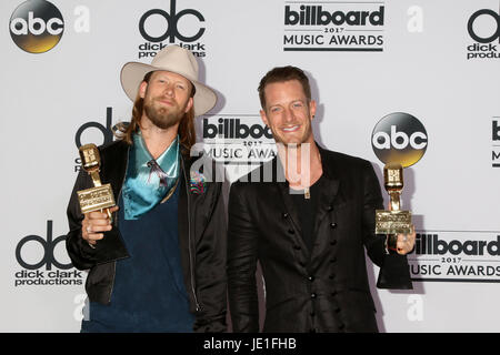2017 Billboard Awards Press Room presso la T-Mobile Arena il 21 maggio 2017 a Las Vegas, NV dotato: Florida Georgia Linea, Brian Kelley, Tyler Hubbard dove: Las Vegas, Nevada, Stati Uniti quando: 22 maggio 2017 Credit: Nicky Nelson/WENN.com Foto Stock