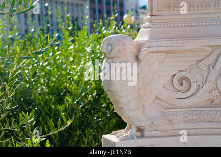 Il gufo statua all Accademia di Atene Foto Stock