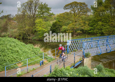 Escursioni in bicicletta nel parco nazionale di Northumberland, Regno Unito. Foto Stock