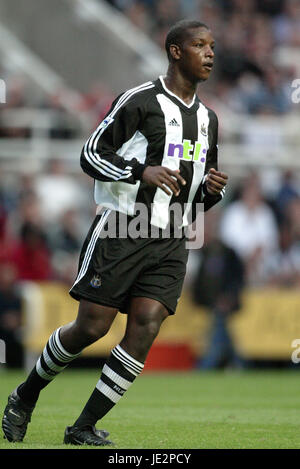 TITUS BRAMBLE Newcastle United FC St James Park Newcastle Inghilterra 07 Agosto 2002 Foto Stock