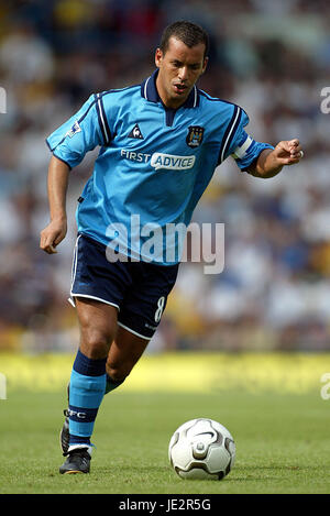 ALI BENARBIA Manchester City FC ELLAND ROAD LEEDS 17 Agosto 2002 Foto Stock