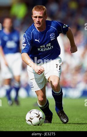 Contrassegnare PEMBRIDGE Everton FC GOODISON PARK LIVERPOOL 17 Agosto 2002 Foto Stock