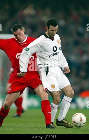 RYAN vedi figg. *** & JAMIE CARRAGHER Liverpool FC V MAN UNITED FC Millennium Stadium Cardiff Galles 02 Marzo 2003 Foto Stock