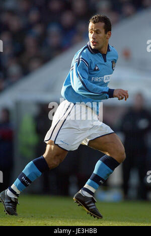 ALI BENARBIA Manchester City FC MAINE ROAD MANCHESTER 05 Gennaio 2003 Foto Stock