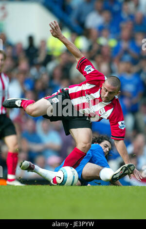 DAVID PRUTTON & TIAGO CHELSEA V SOUTHAMPTON STAMFORD BRIDGE CHELSEA Londra Inghilterra 28 Agosto 2004 Foto Stock