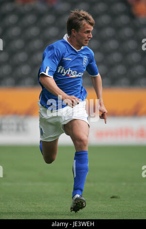 JESPER GRONKJAER Birmingham City FC KC Stadium Hull Inghilterra 31 Luglio 2004 Foto Stock