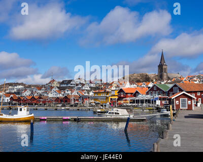 La piccola città di Fjallbacka sulla costa occidentale della Svezia, una destinazione di vacanza Foto Stock