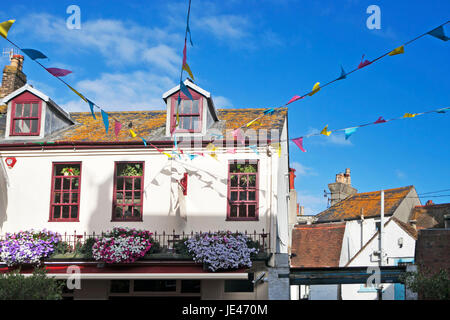 BRIGHTON, GRAN BRETAGNA - Mar 01, 2017: Tipica casa cittadina inglese a Brighton. Casa Bianca. Foto Stock