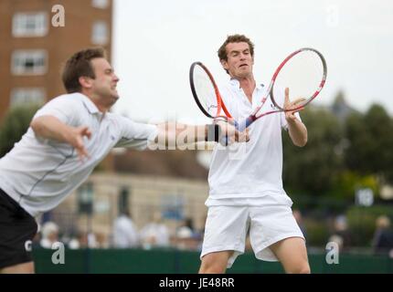 Andy Murray in azione durante la contea Cup in Devonshire Park International Tennis Center Luglio 22, 2009. Foto Stock