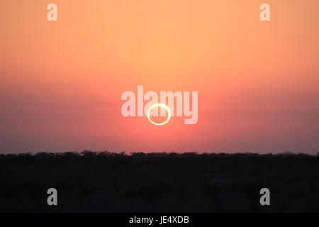 Anello di Fuoco eclissi solare #16 Foto Stock