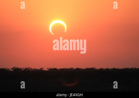 Anello di Fuoco eclissi solare n. 7 Foto Stock