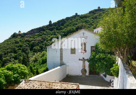 Il monastero di Arrabida, risalente al XVI secolo nel Parco Naturale Arrábida. Setubal, Portogallo Foto Stock