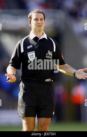 MARK CLATTENBURG PREMIERSHIP ARBITRO Reebok Stadium Bolton Inghilterra 09 Settembre 2006 Foto Stock