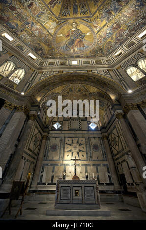 L'Italia, Toscana, Firenze, Cattedrale di Santa Maria del Fiore, edificio a cupola, vista interna, Foto Stock