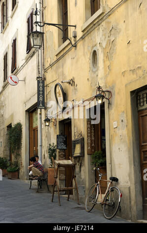 L'Italia, Toscana, bambini in Arezzo Foto Stock