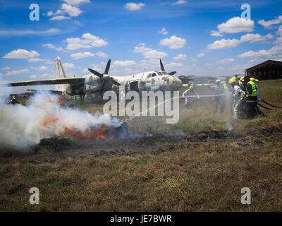 2013 10 04 somalo di Firefighter formazione Nairobi 016 (10203037336) Foto Stock